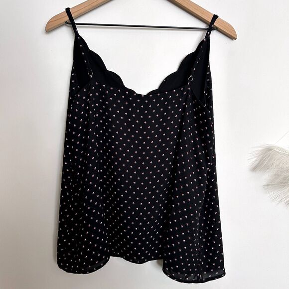 Socialite Scalloped Neckline Floral Polka Dot Camisole Blouse - Picture 4 of 5